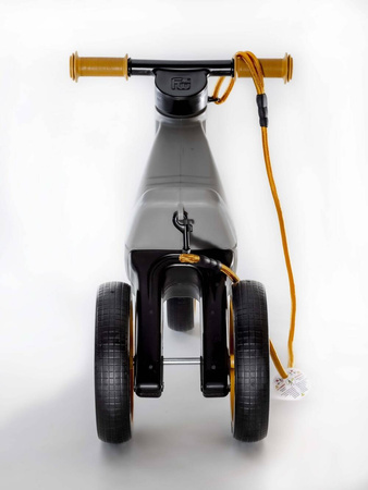 FWRider Super Sport 517498 Kolor: Grey / Szary z brązowymi felgami Rowerek biegowy Jeździk 2w1 Ciche koła + Pasek do noszenia dla Rodzica