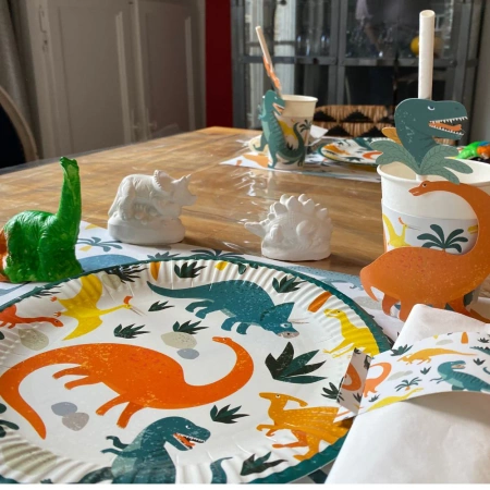 Mako Figurki Świat Dinozaurów Zestaw Animacyjny 39077