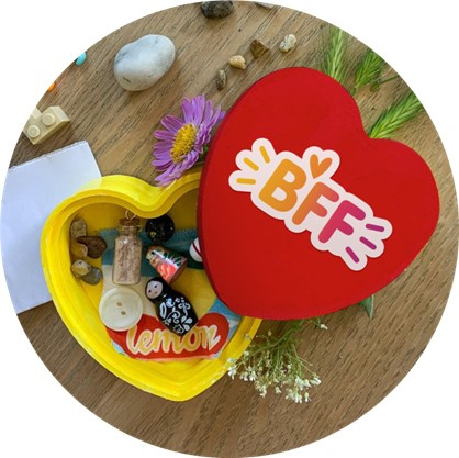 Mako Creations Zestaw Szkatułka-Serce Gipsowe Figurki dla Dzieci 39094